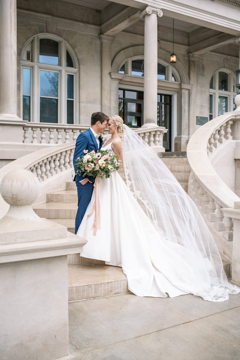 Bourbonnais-IL-Olivet-Nazarene-University-wedding