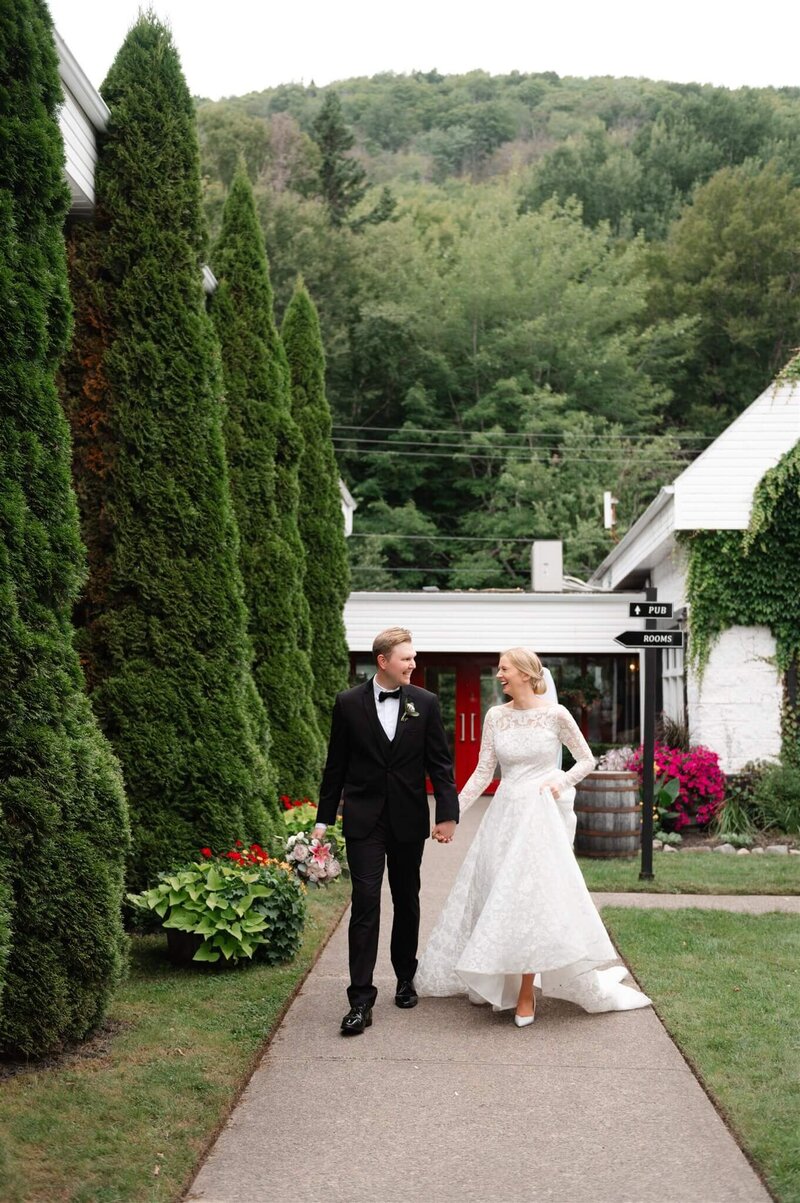 glenora-distillery-bride-groom-wedding