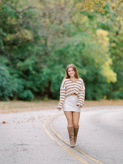 bright kansas city senior portrait