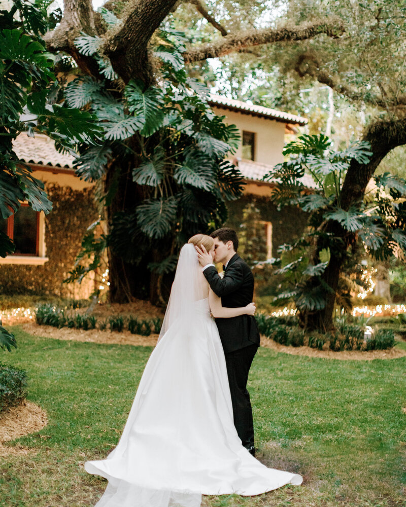 Ethereal Miami Destination Wedding photographs by Chrissy O'Neill & Co. - destination wedding and elopement photographers based in Jupiter, Florida