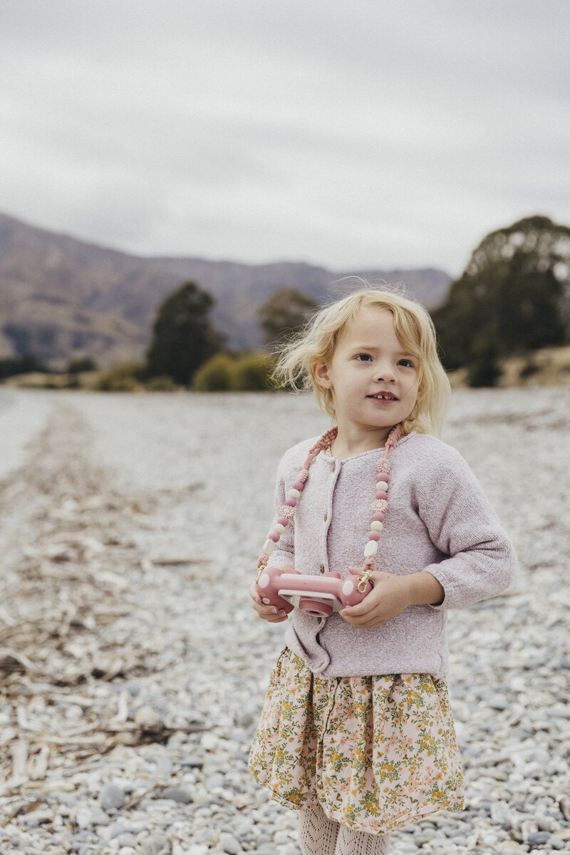 Mamastalgia Camera Strap Product Photos - BLURY PHOTOGRAPHY-2
