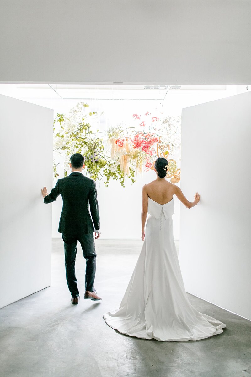 289Singapore Modern Art Gallery Wedding Editorial Photography_MARITHA MAE