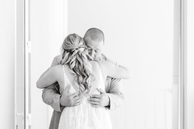 Danielle + Blake  Danielle + Dad First Look-5