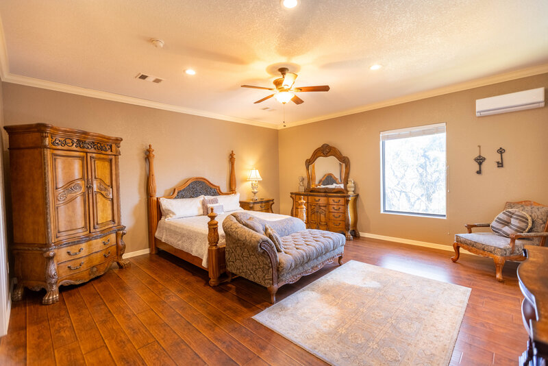 Suite in Wimberley Hotel & Inn