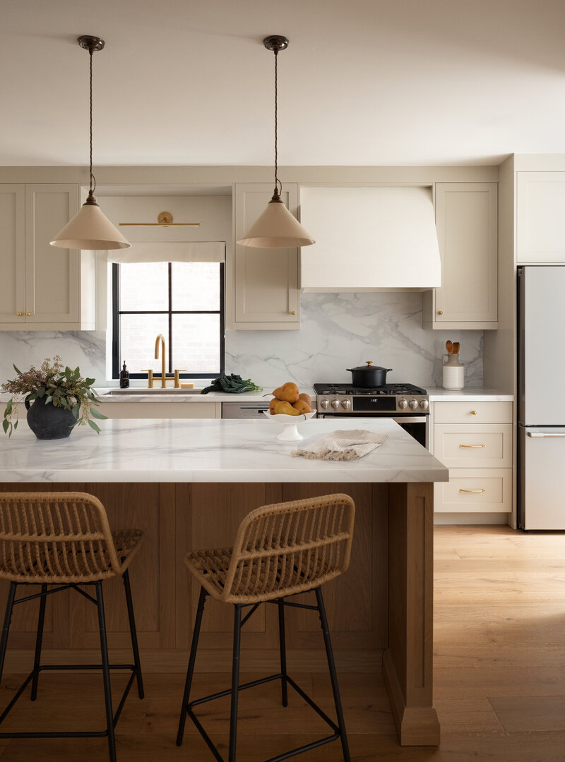 Poplar custom built kitchen gallery image