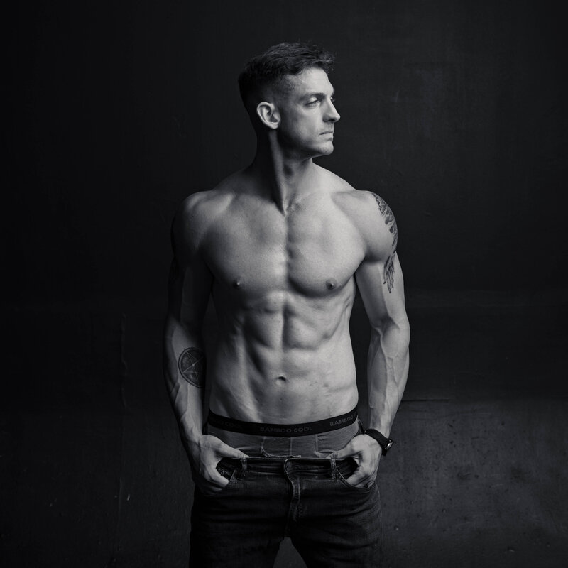 Houston Fitness Photographer BW Letter AB-36