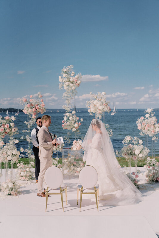 b-l-wedding-lake