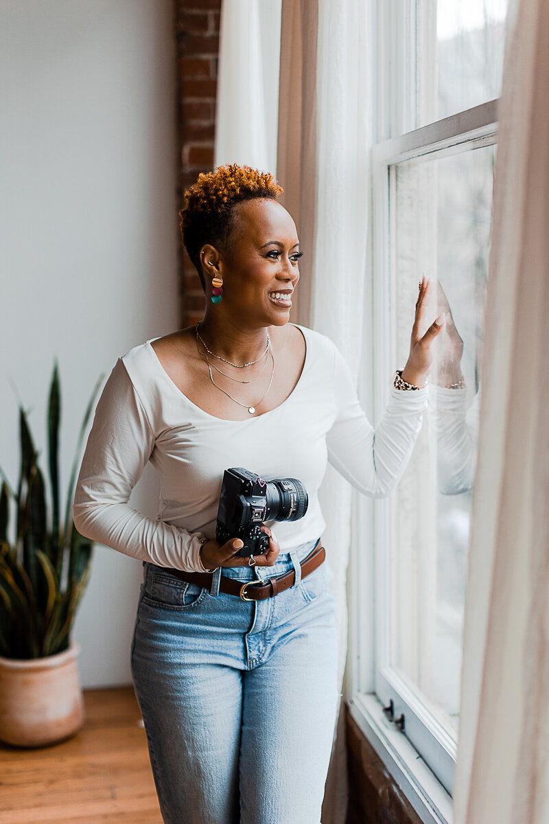 Wedding Photographer Based in Seattle & Beyond