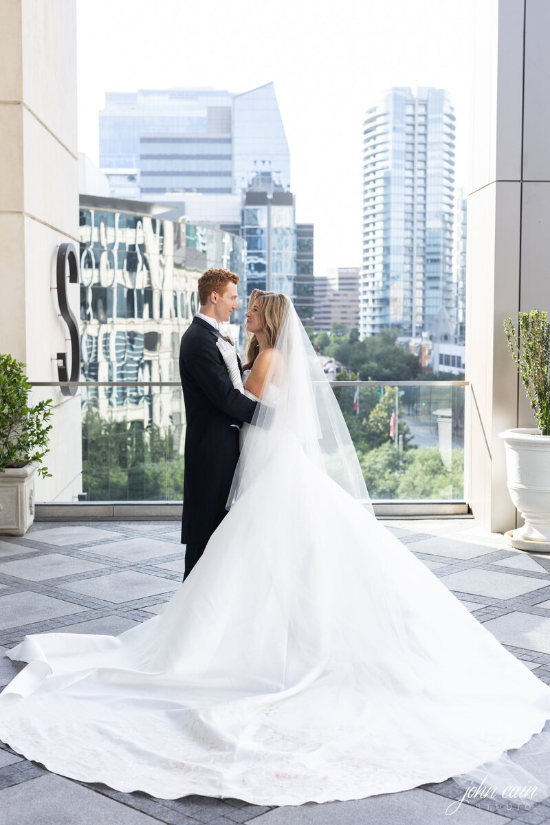 Classic Wedding at Hotel Swexan in Downtown Dallas