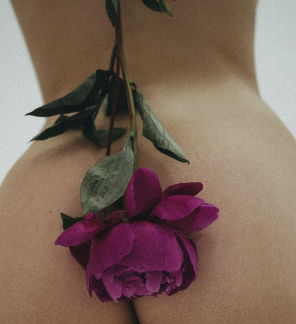 Tantric-Goddess-Rituals-Self-Love-Wellness-Women-retreats-feminine-energy