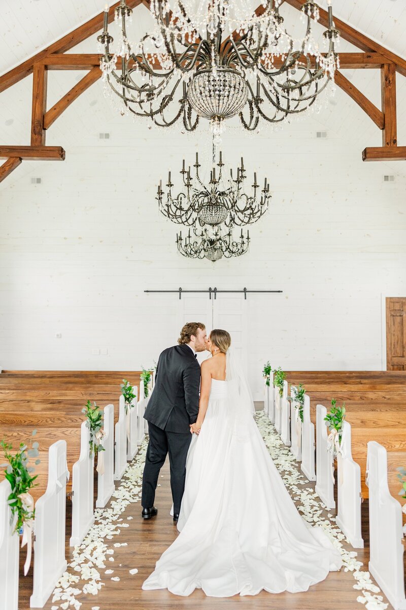 Morgan + Jay  Ivy_s Faves-102