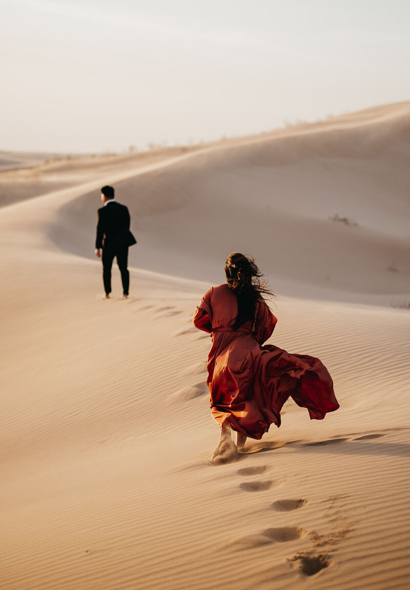 Sand dune engagement session - Colby and Valerie Photography