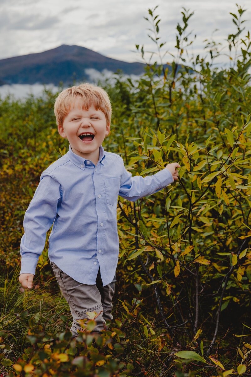 Alaska-Family-Arctic-Valley-D&A_81