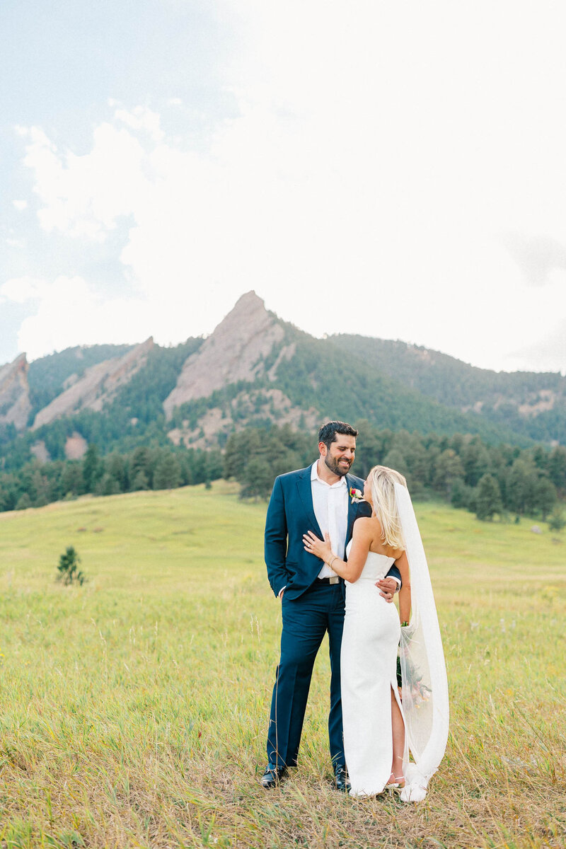 Light-and-airy-Colorado-Wedding-Photographer-30