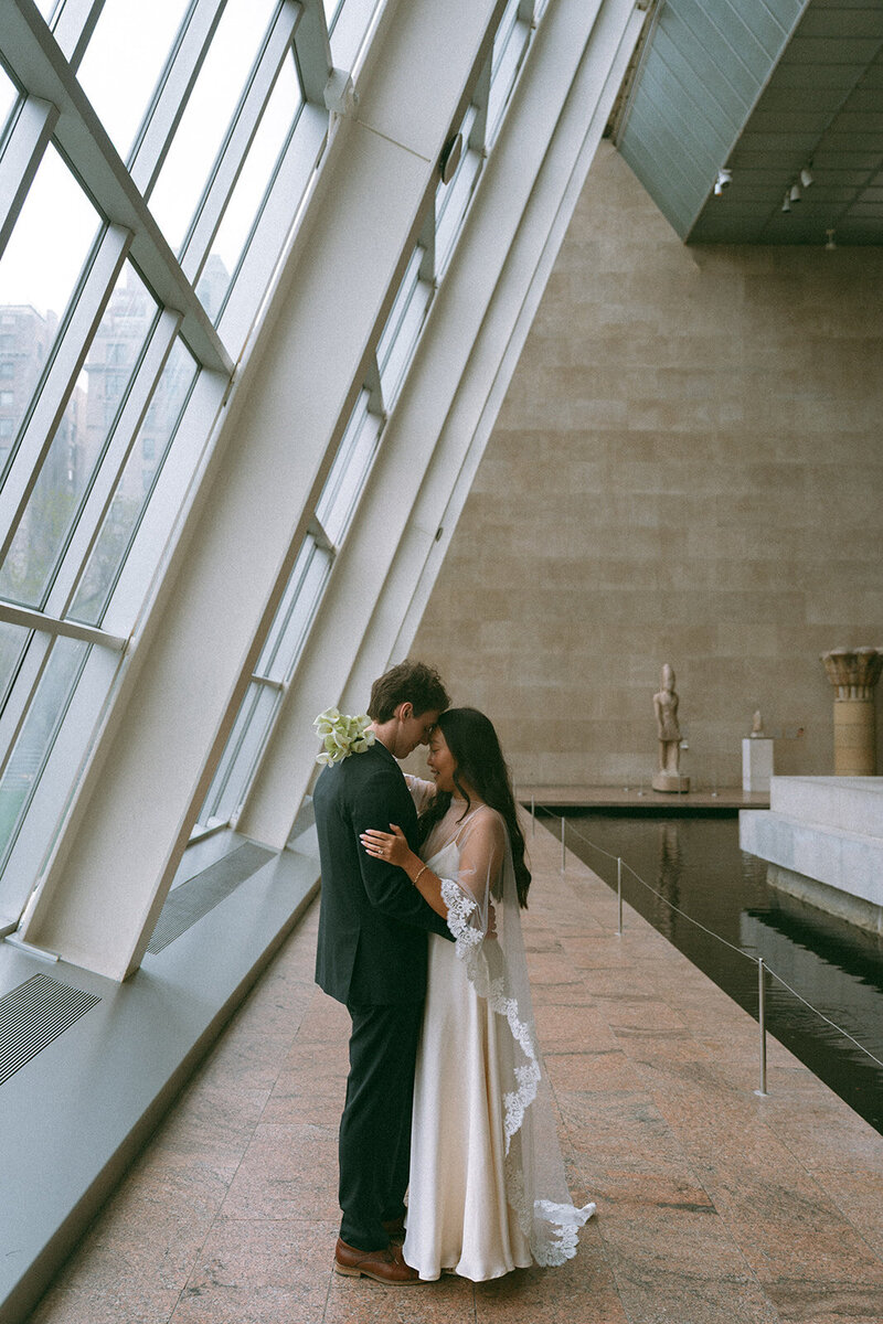 couple at their nyc elopement shot by elsie goodman photography