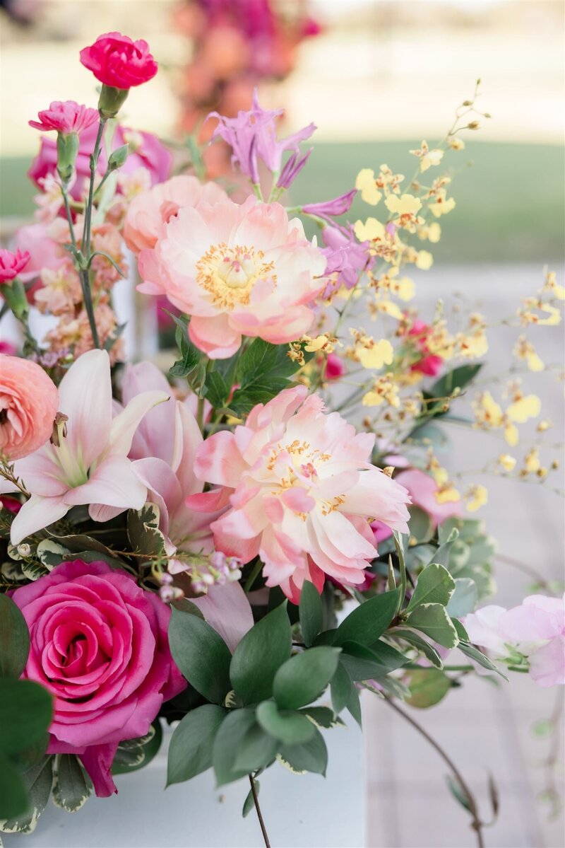 Ceremony site at the country club of Orlando by Orlando wedding photographer