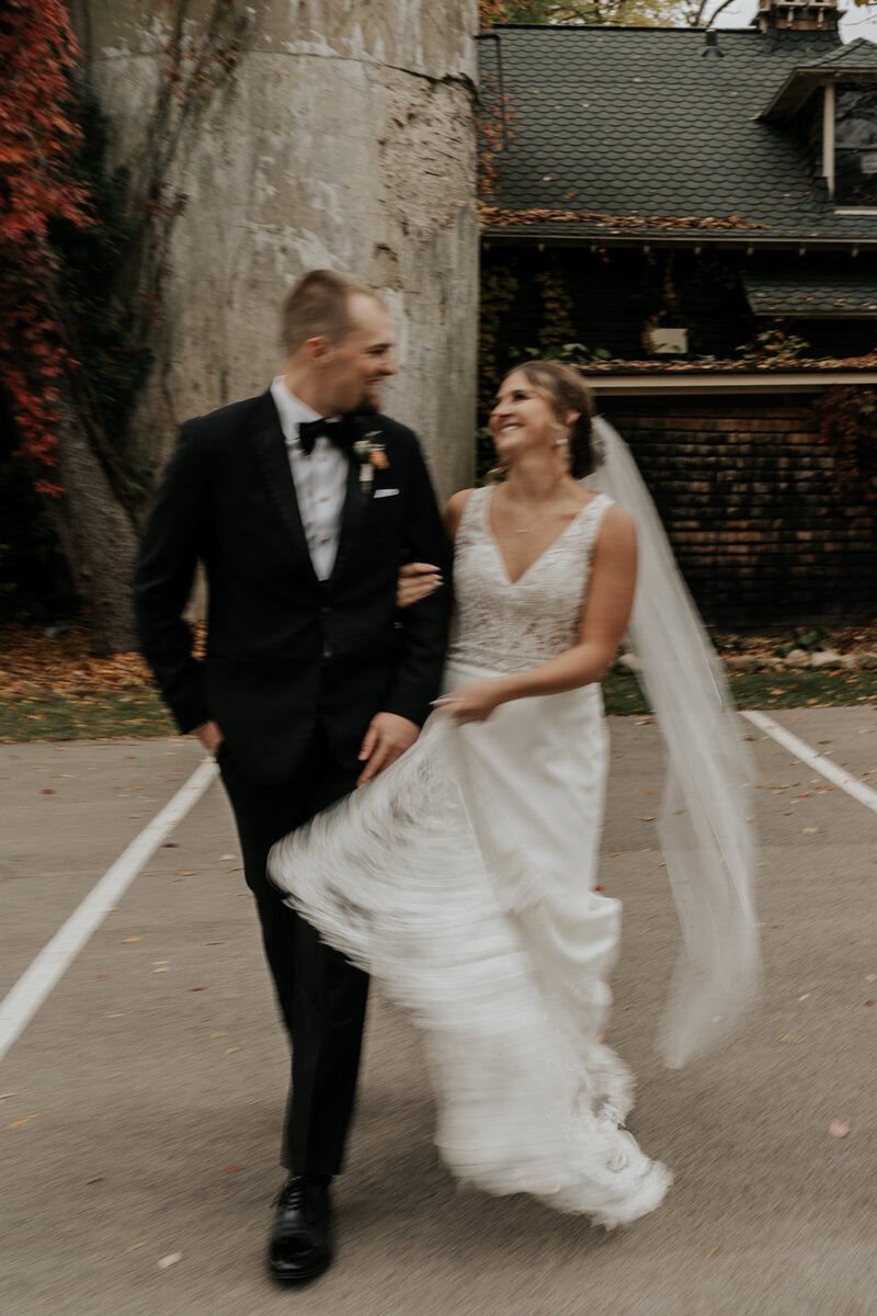 Ash McMahon Photography Minnesota Wedding