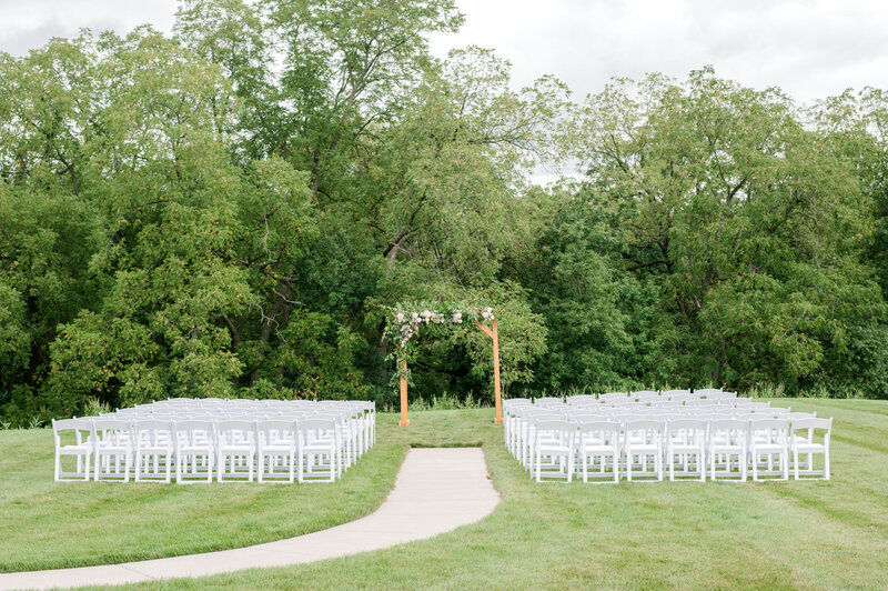 The Eloise Events Madison Wisconsin Wedding Venue + Kassie Ana Photography (1)