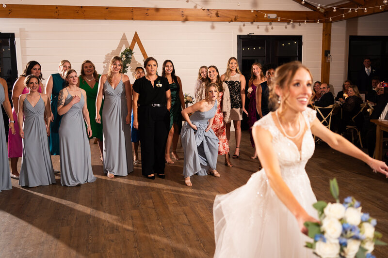 bloom-meadows-berkshire-wedding-photography-84