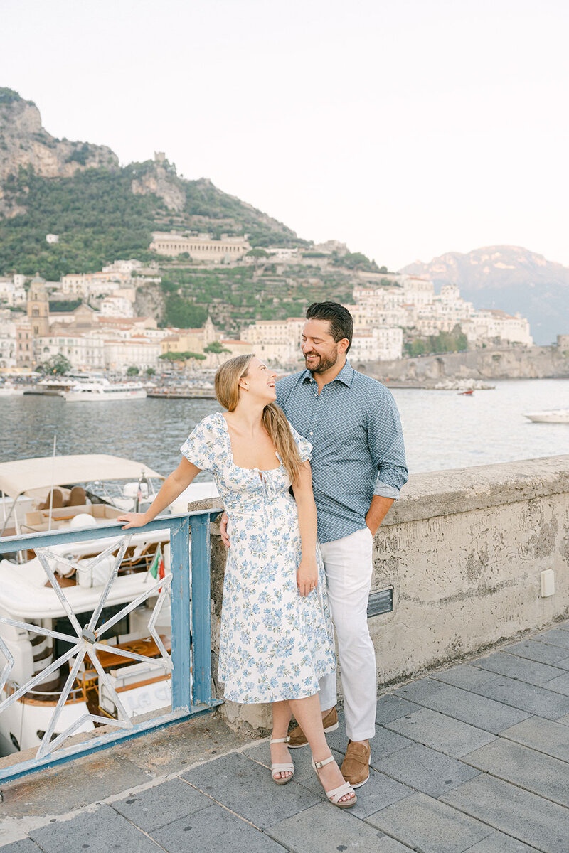 amalfi_photographer_couple_engagement_vacation_honeymoon_family_photoshooting_1