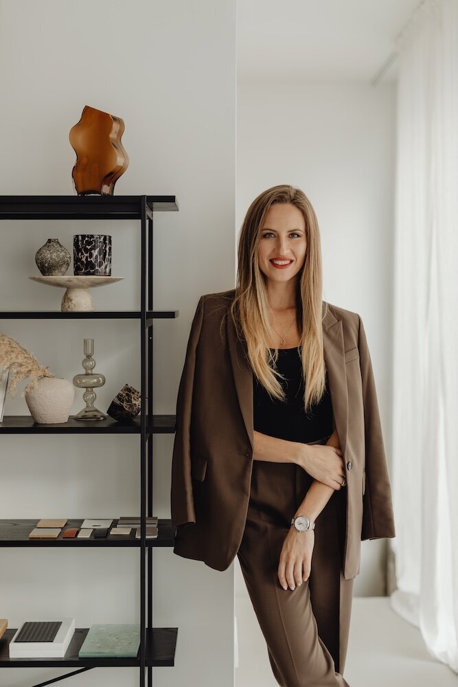 kaboompics_young-architect-woman-portrait-in-her-studio-27905