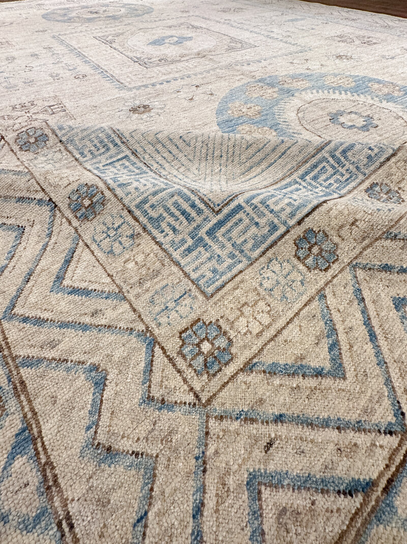 G-016 Khotan rug IMG_3685