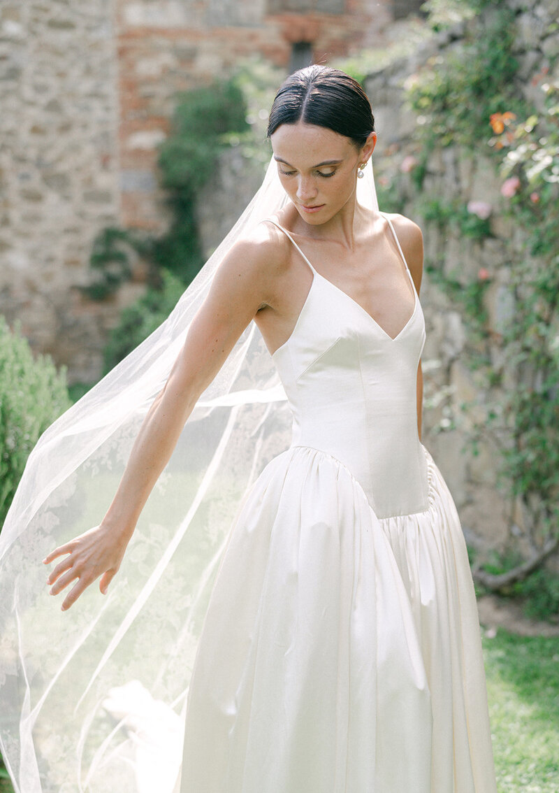 37-Monteverdi-Tuscany-Italy-Wedding
