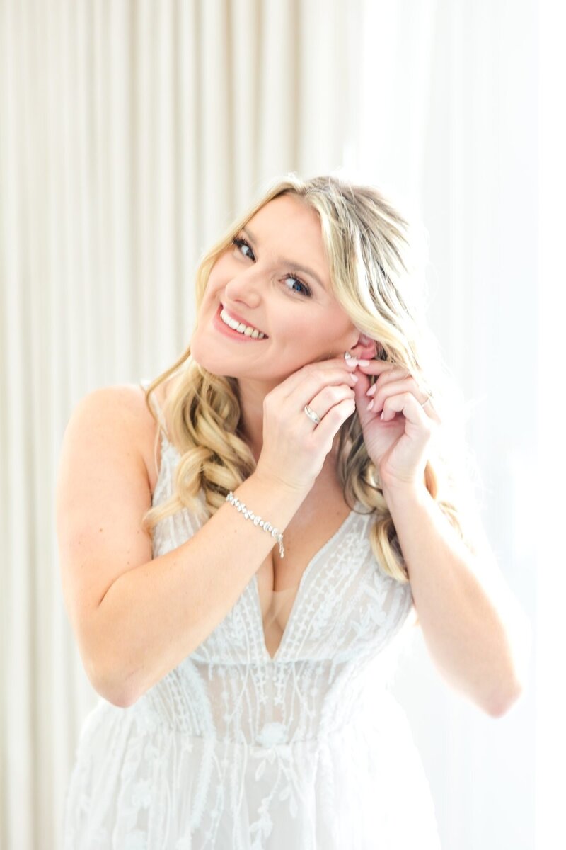 Danielle + Blake  Girls Getting Ready-65