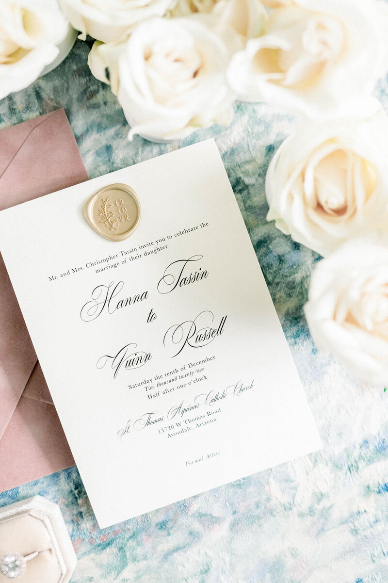 classic-elegant-wedding-invitation-gold-wax-seal