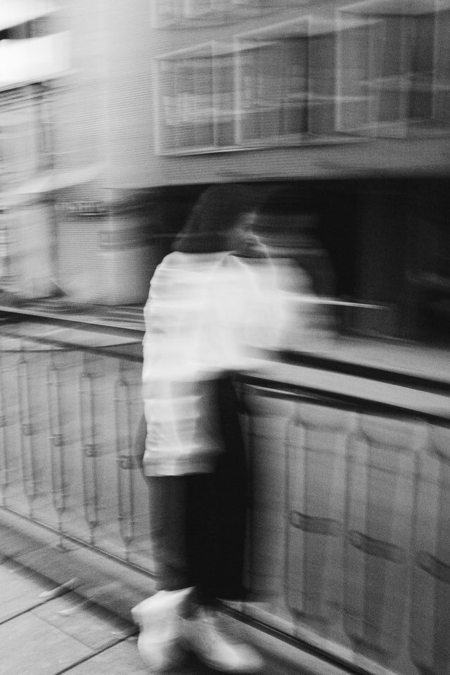roma-kaiuk-vZ_DwWoKB9g-unsplash