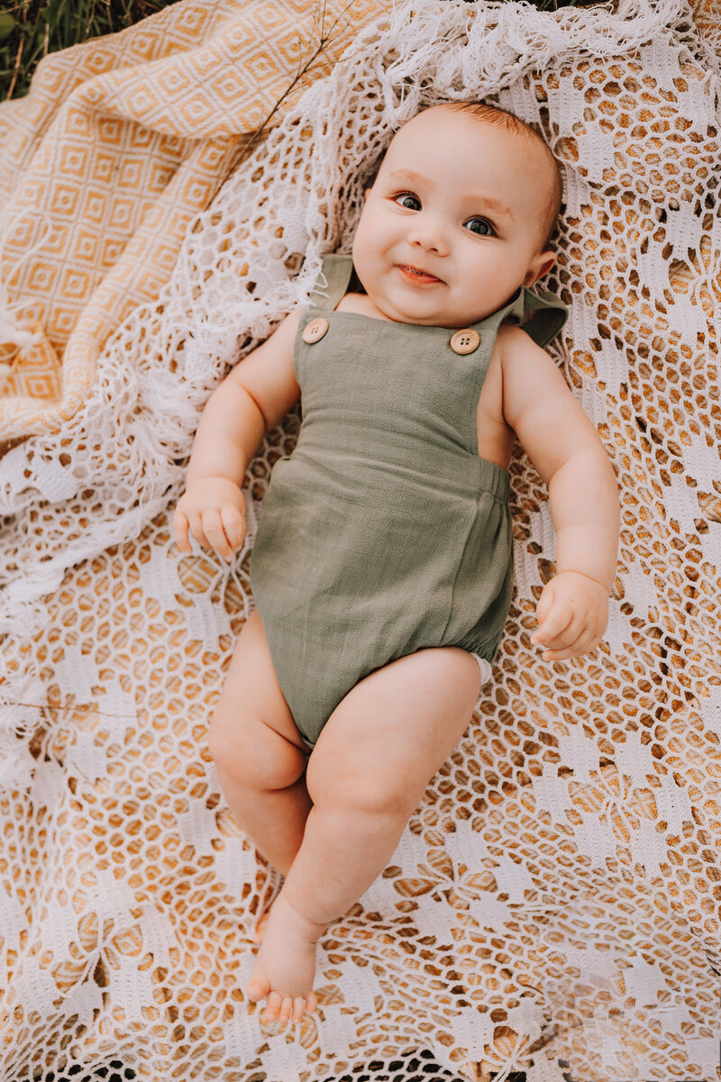 newborn photos outside tn