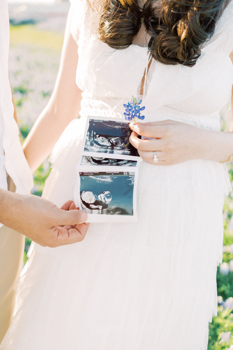 Austin-Bluebonnet-Maternity-Photographer-Sabrina-Reagan7