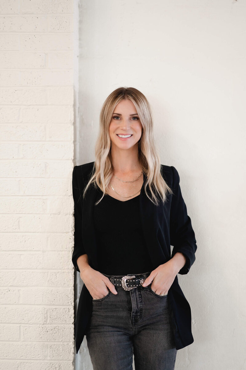 SONDERLUST - STACEY MCGEEIN 4