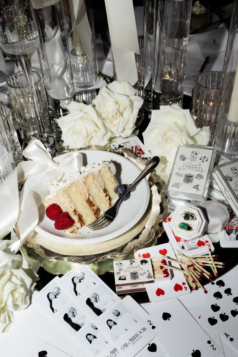 MeghanHemstra-Candle-Lit-Vancouver-Club-Wedding-98