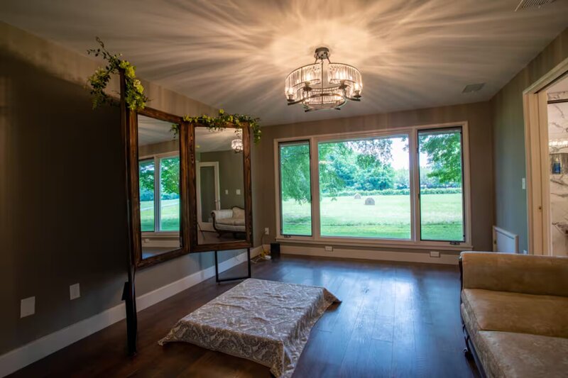 RP-Lodging-Dressing-Room