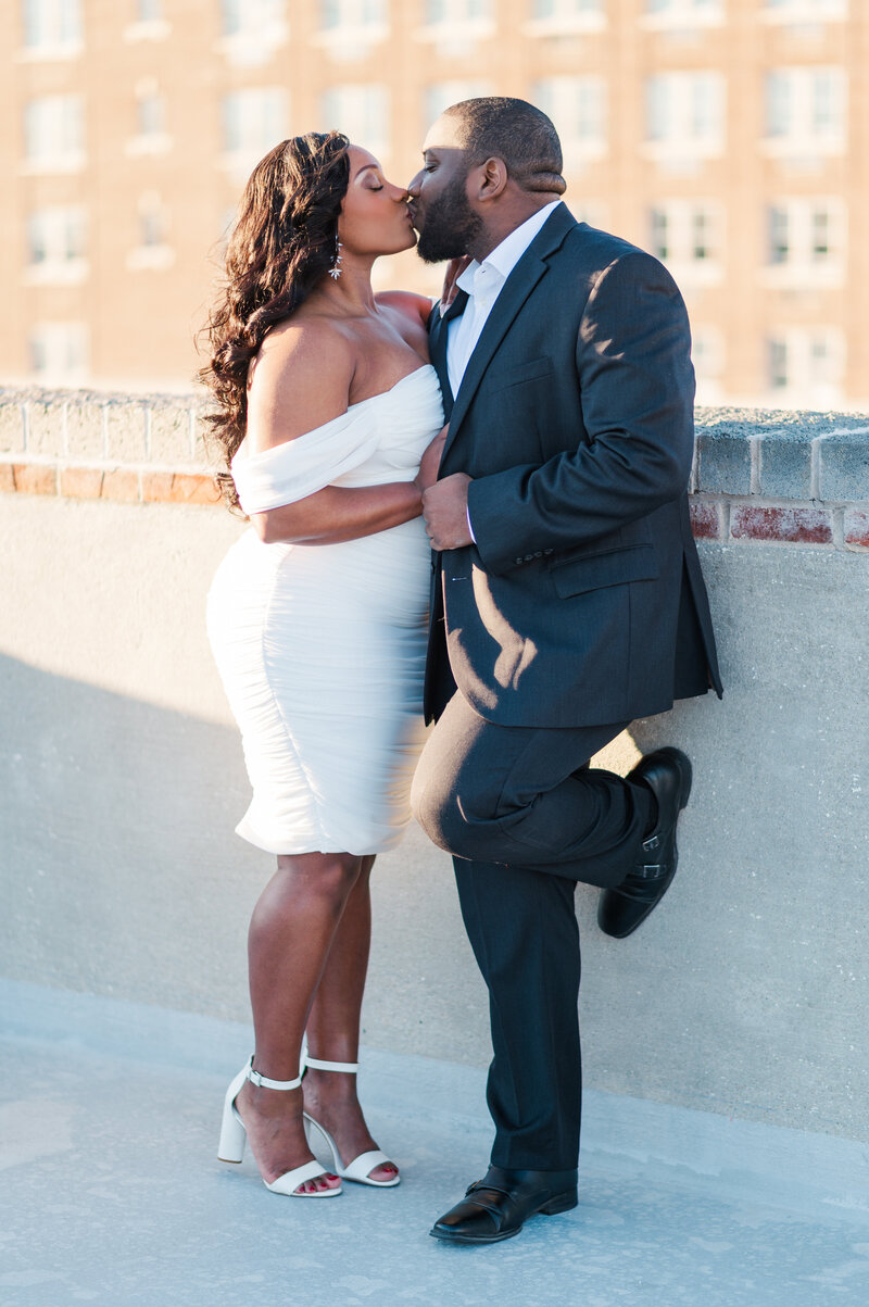 downtown-wilmington-nc-engagement-photos-30