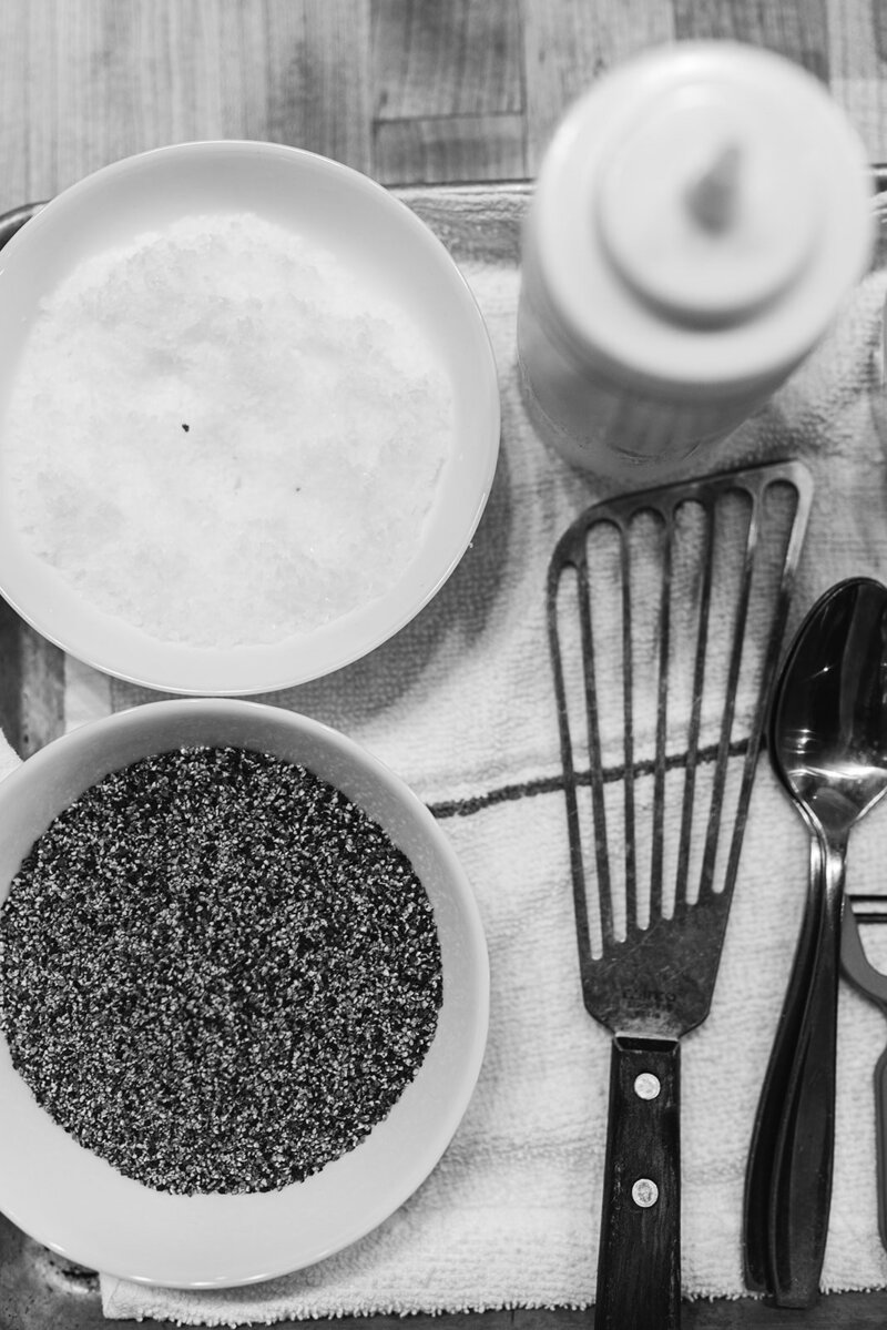 creative-direction-garnish-catering-cincinnati-food-prep-meals-team-members-caterers-ohio-kitchen (10)