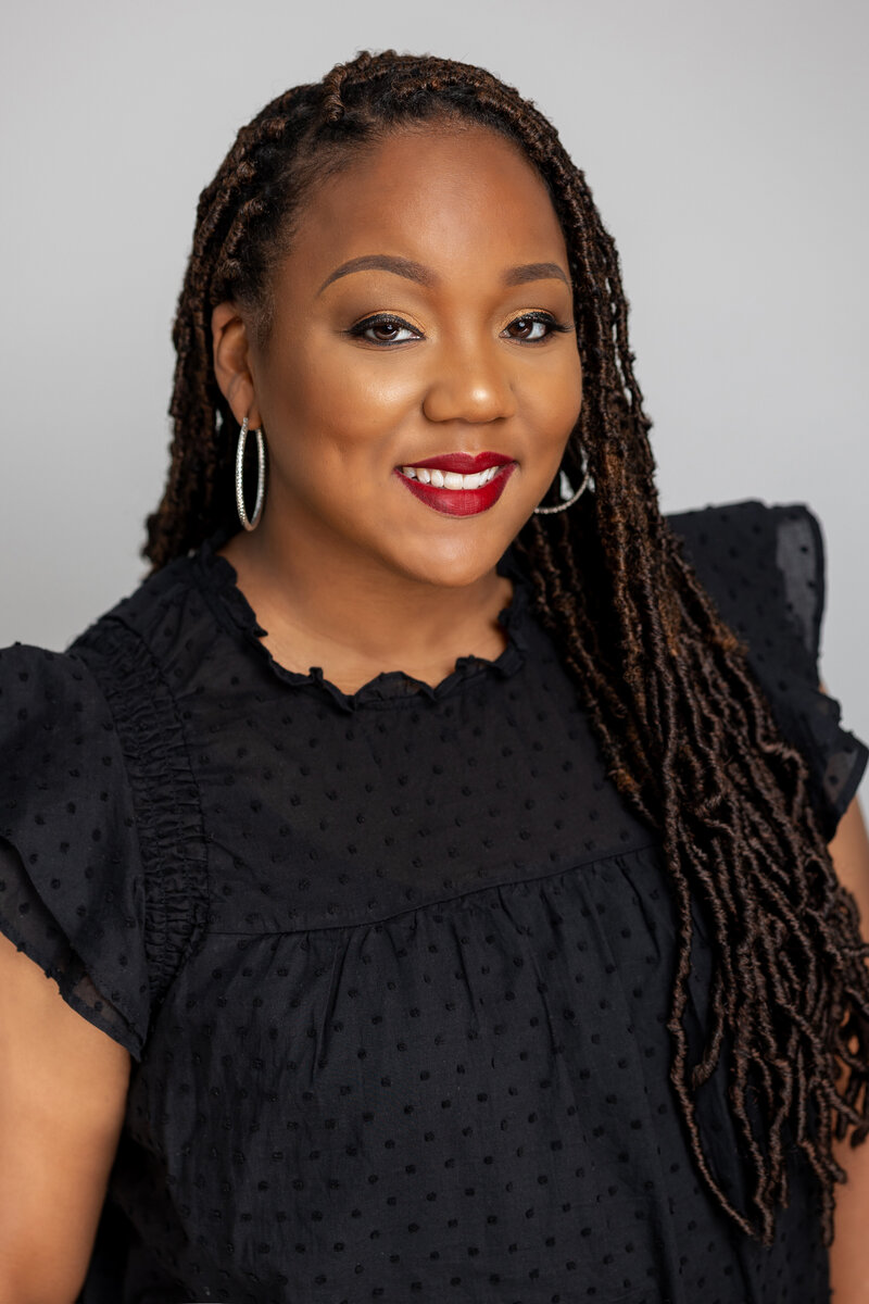 Best headshots in Detroit by LeoSage Images