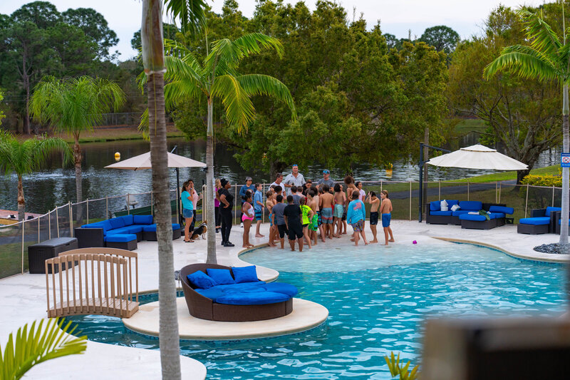 Pool (4)
