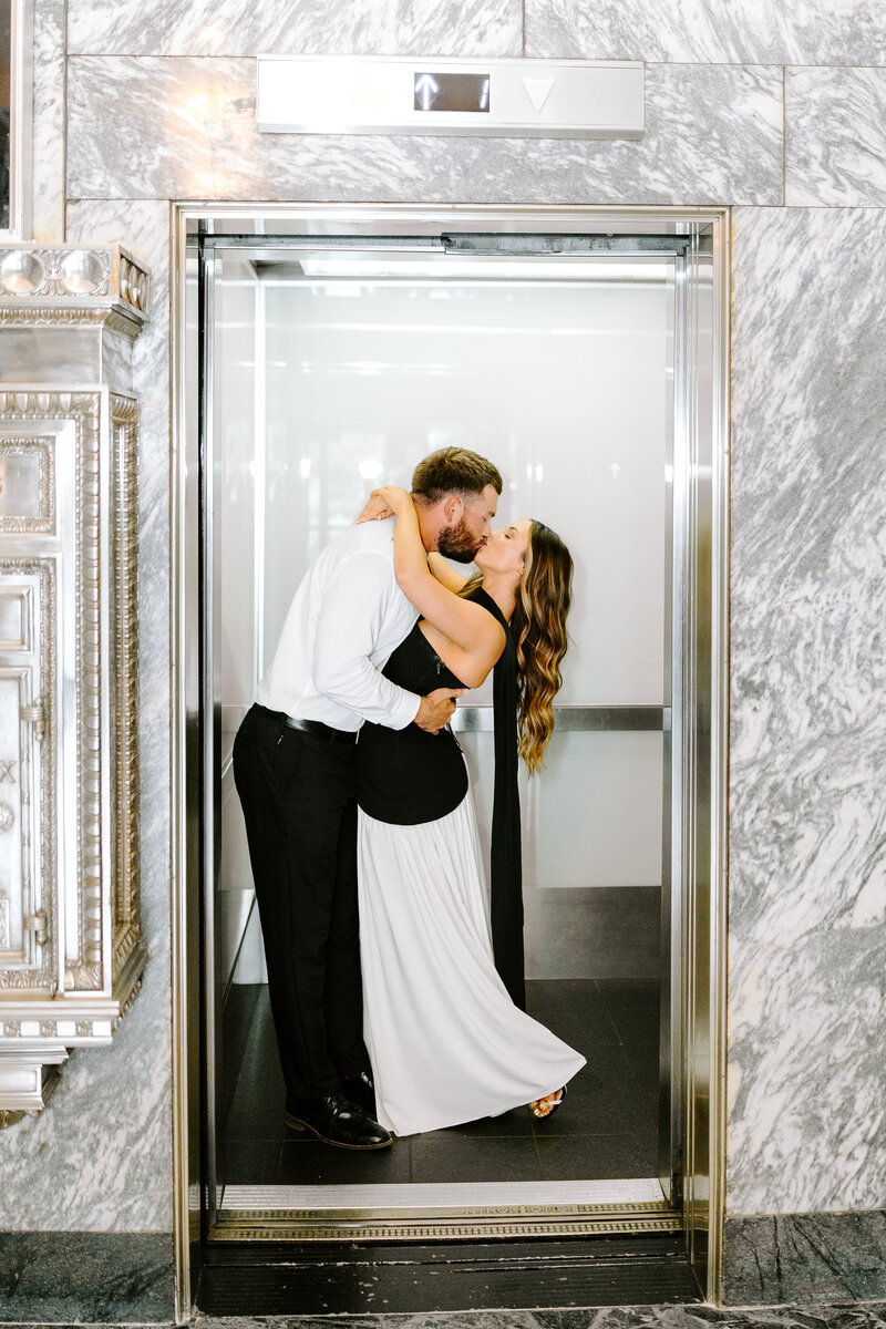 Experience this romantic Salt Lake City elopement featuring a stunning first look at the Utah State Capitol and emotional private vows in the snowy woods of Tibble Fork. A dreamy winter wedding captured with timeless elegance and cinematic detail.