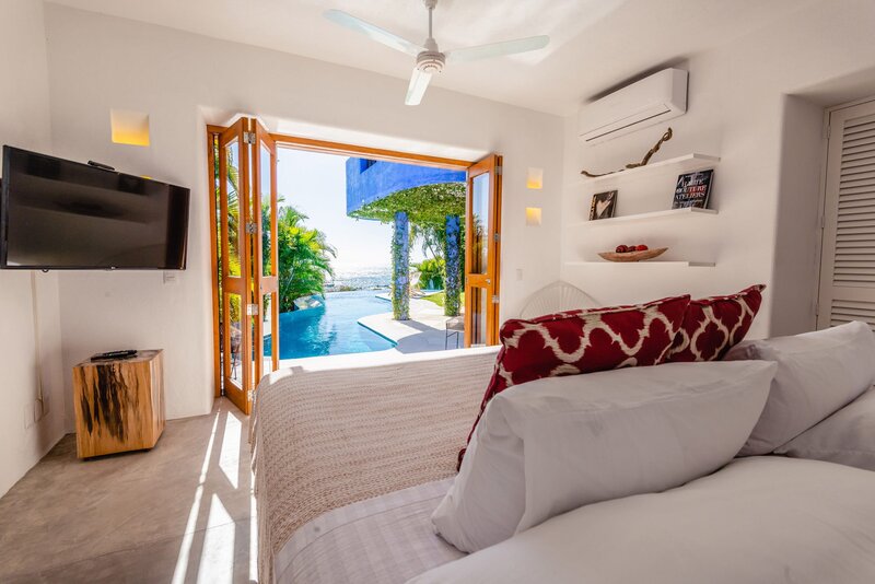 04-2-1-Careyes-Mexico-Properties-Villas-Casita-Azul-Bedroom-Pool-4958