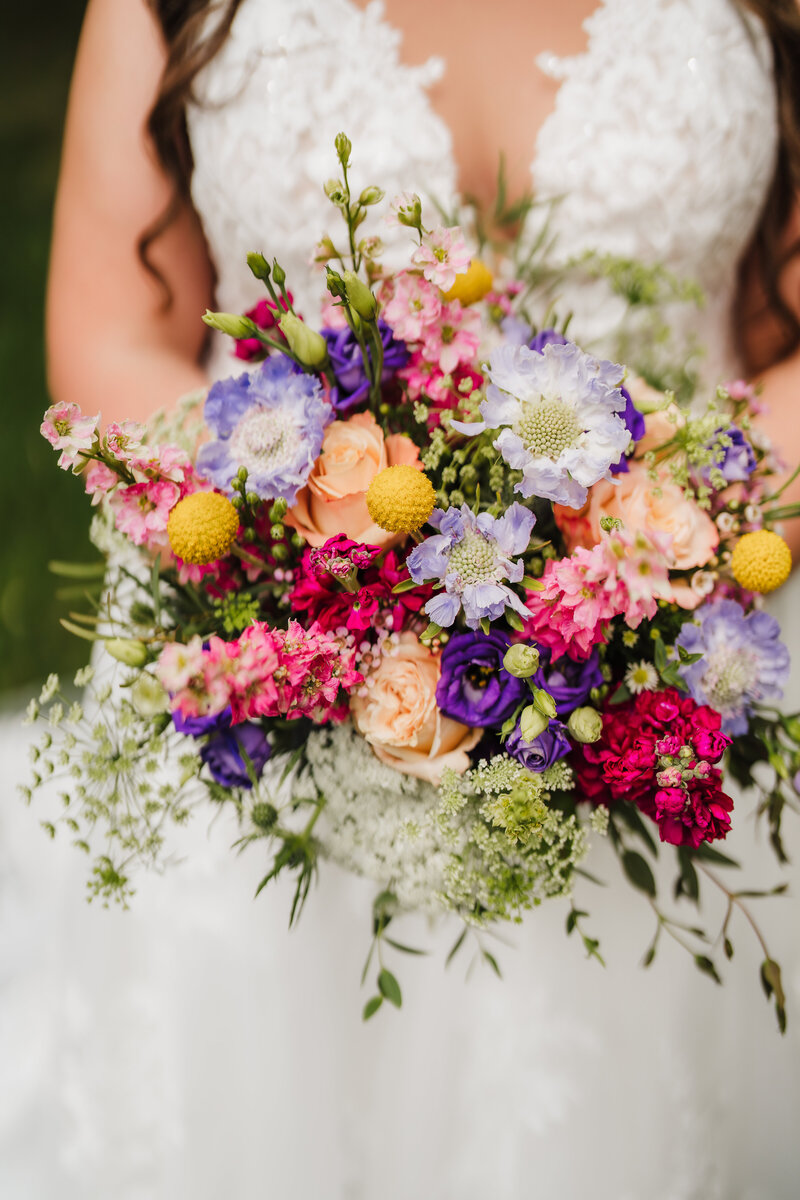 A stunning and bold fresh flower bridal bouquet.