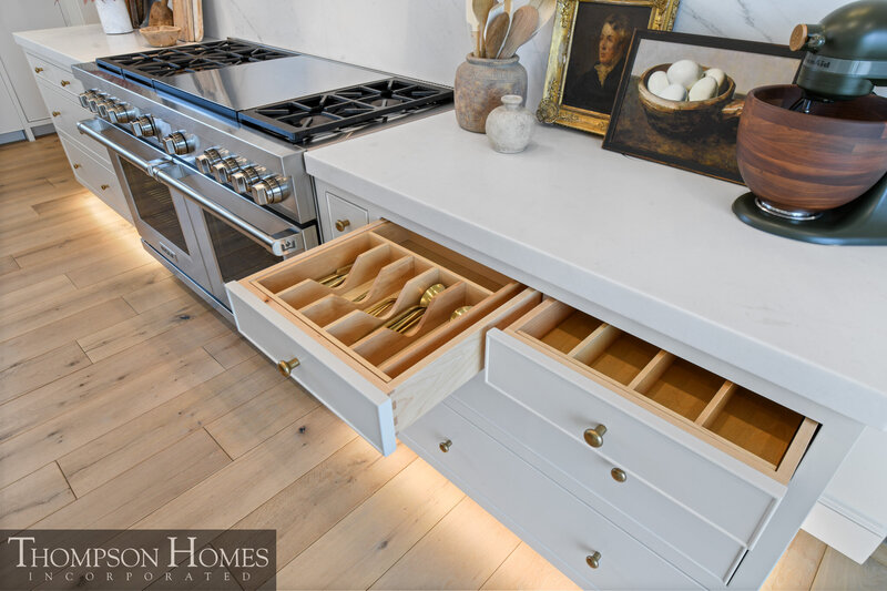 Thompson-Homes-Chateau-Moderne-Meridian-Custom-Home-Builder-103