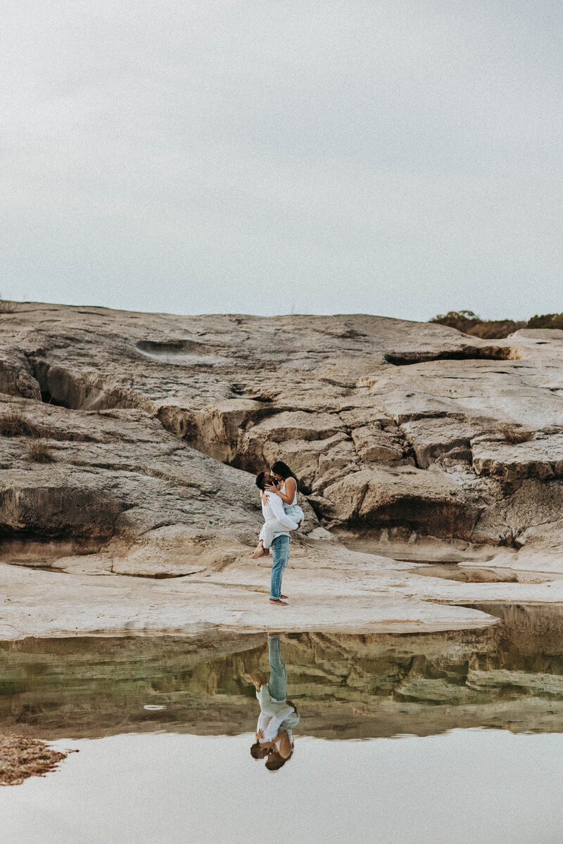 Perdenales Falls Engagement Session