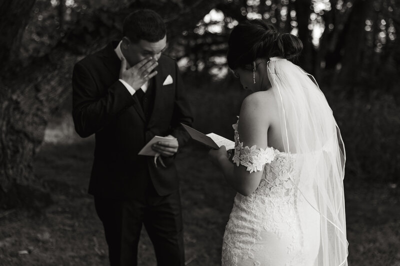 Tulsa wedding photographer. Tulsa wedding videographer, Oklahoma wedding photographer and videographer.