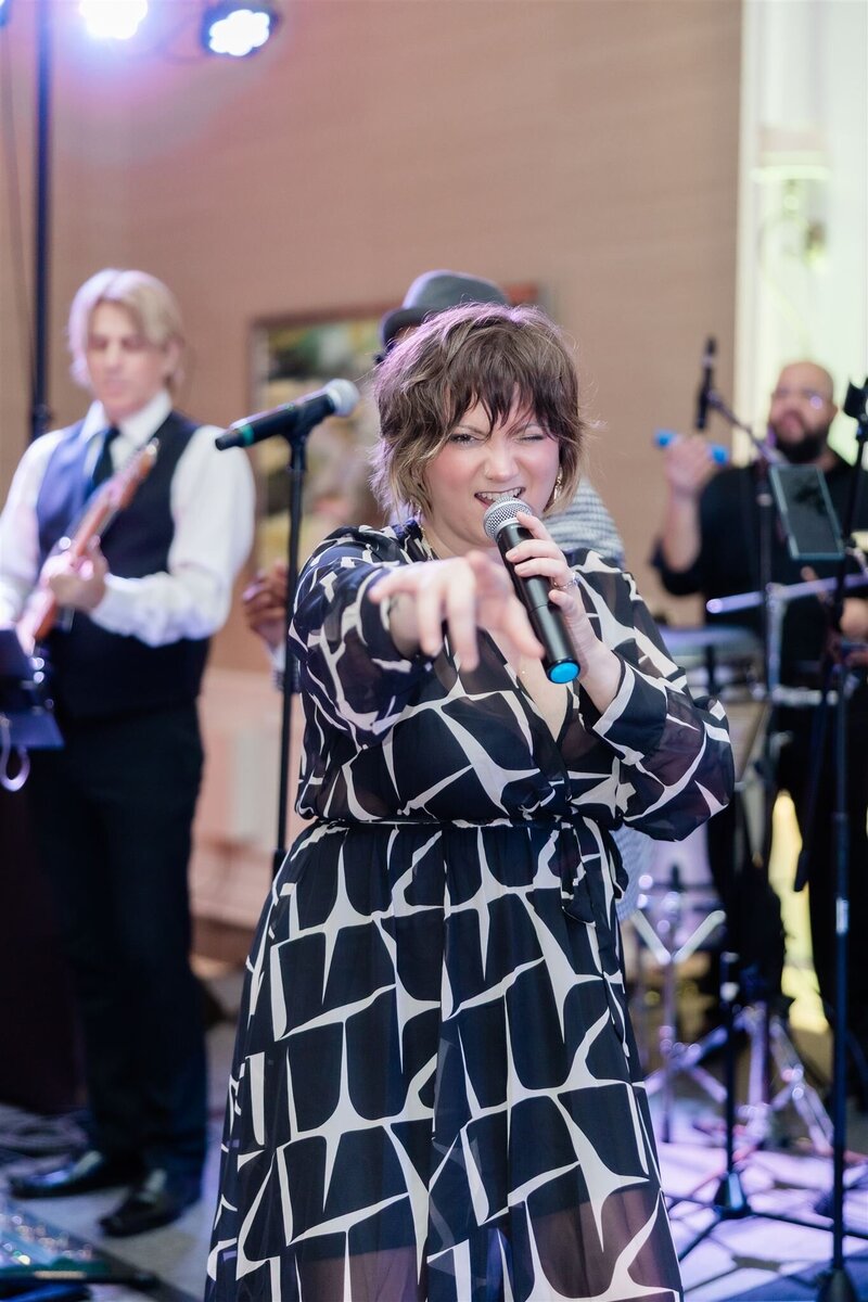 Wedding reception at the country club of Orlando by orlando wedding photographer 