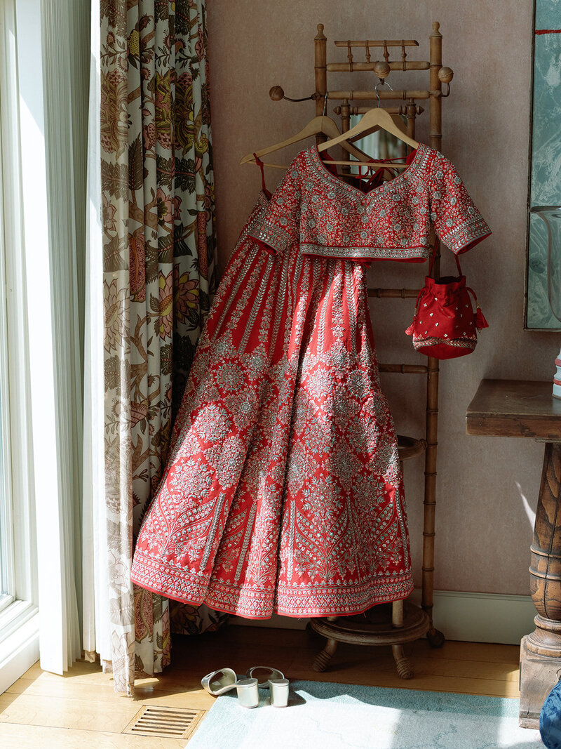 3 anitadongrelehenga.A+R.02-3_websize