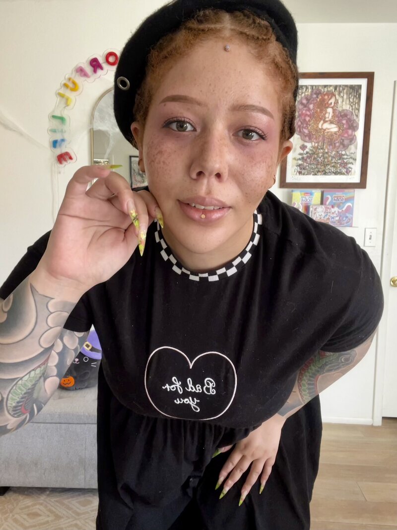 Corie La Cour: Private AZ Nail Tech showing off her long manicure