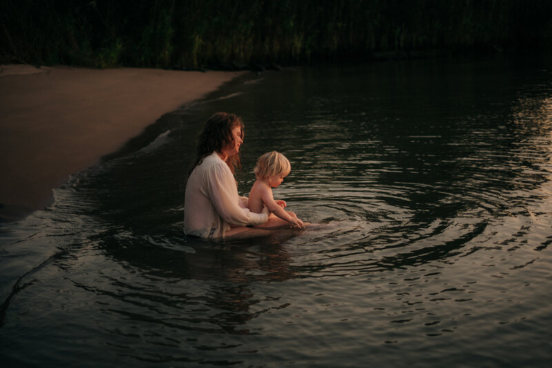 zwangerschap fotografie in het water
