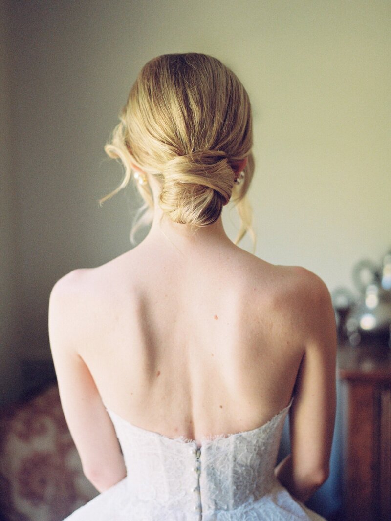09_Toronto-Film-Wedding-Photographer-84_Fiorio Yorkville bridal hair 